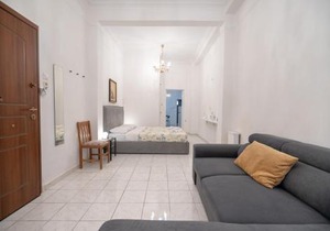 Explore Athens from a Vibrant Neighbourhood Apt