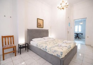 Explore Athens from a Vibrant Neighbourhood Apt