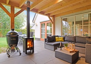 Extra luxury 6-person villa in the holiday park Landal Kasteeldomein De Cauberg
