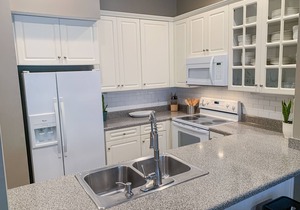 Fabulous Lake Martin Townhome with Private Dock & Boat Ramp - 30 min from Auburn