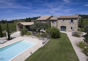 Fabulous Provencal Mas in Cairanne with big swimming-pool