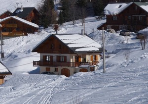 Family chalet 2*, near slopes and center, south terrace, mountain view