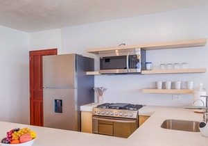 Family perfect penthouse with spectacular views! Enjoy the AC and Wifi!