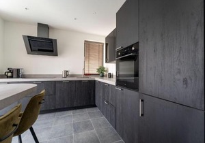 Family villa in Zeewolde at the waterfront with recreation