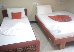 Featuring free WiFi, Rooftop Cafe , close to ferry terminal & City attractions
