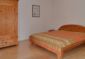 Ferienwohnung 1. OG, 80qm, 1 Schlafzimmer, 1 Wohn-/Schlafzimmer, max. 5 Personen