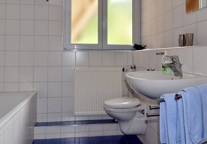 Ferienwohnung 1. OG, 80qm, 1 Schlafzimmer, 1 Wohn-/Schlafzimmer, max. 5 Personen