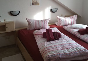 Ferienwohnung 3 mit 75 qm, 2 Schlafzimmer für maximal 4 Personen