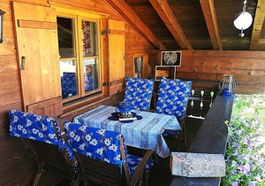 Ferienwohnung "Almgenuss" - Drei-Raum-Wohnung 65m² mit Balkon und Bergblick