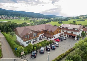 Ferienwohnung mit buchbarer Verpflegung im Ortsteil Haibühl