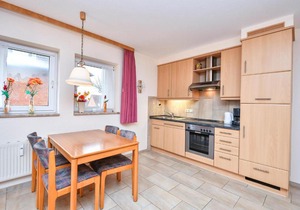 Ferienwohnung Strand-Kamille mit Balkon im Kaiserhof 1