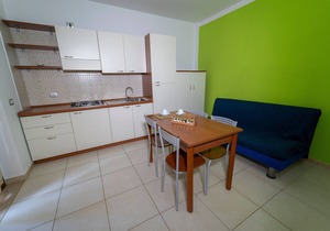Ferienwohnung "ulivo" mit Pool und Privatstrand
