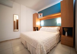 Ferienwohnung ulivo mit Pool und Privatstrand