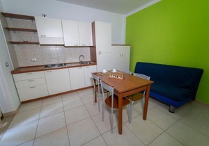 Ferienwohnung ulivo mit Pool und Privatstrand