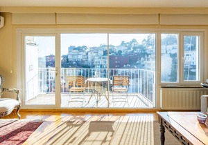 Flat with Bosphorus View near Shore in Sariyer
