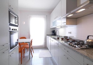 FLH - Restelo Spacious Duplex With View