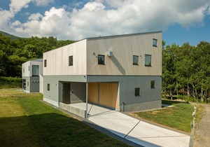 Foxwood B by H2 Life