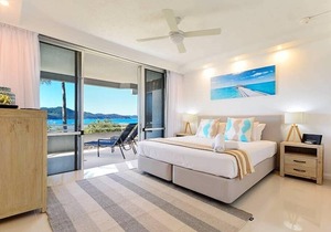 Frangipani 006 - Beachfront Apartment on Hamilton Island