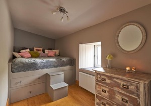 Fyne Byre Cottage - Barn Conversion with Hot Tub