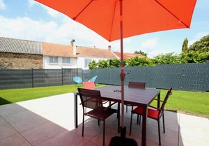 Gîte au calme avec jardin privé, vélos gratuits, équipements bébé et garage - proche de Nantes et plages - FR-1-306-980