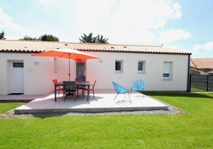 Gîte au calme avec jardin privé, vélos gratuits, équipements bébé et garage - proche de Nantes et plages - FR-1-306-980