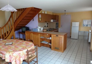 Gîte Saint-Just-la-Pendue, 3 pièces, 4 personnes - FR-1-496-53