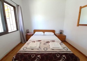 G-George Apartments by the Sea and Airport