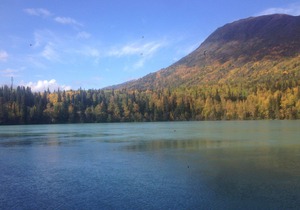 Garage Apartment for Riverfront Log Home on World Famous Kenai River