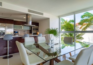 Garden View Apartment Beach Accesible 2 bedroom 2 bath