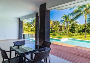 Garden View & Private Pool 2 bedroom 2 bath sleeps 6