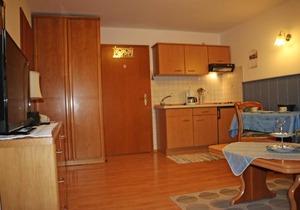 Gehoben ausgestattetes Appartement in Safferstetten