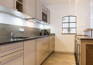 Generous. Outlook. Wellness. - Art your Life - Seeburg Residence