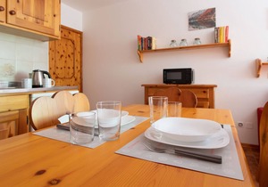 Ginestra - One Bedroom Apartment, Sleeps 4