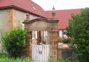 Gite Châtel-de-Neuvre, 3 bedrooms, 6 persons