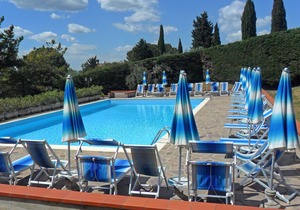Gloriana 8 - Holiday Rental in Country House with swimming pool in Chianti, Tuscany