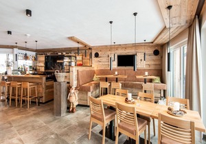 Golden Lodges Rauris Resort with parking