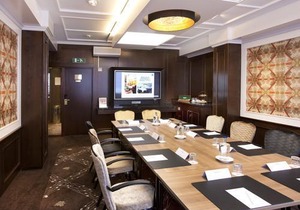 Golden Tulip Hotel Central