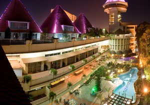 Golf Course Hotel