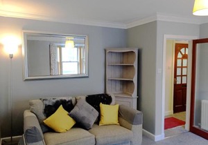 Gorgeous 3 bedroom Dunbar Serviced Apartment