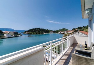 Gorgeous apartment in Blace with WiFi