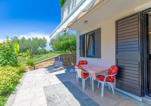 Gorgeous Apartment In Portoroz With Kitchen