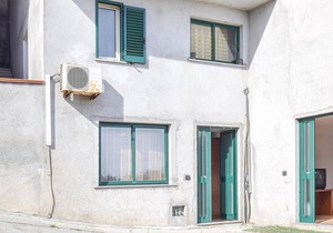 Gorgeous apartment in Portigliola