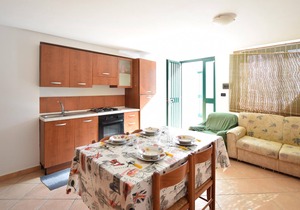 Gorgeous apartment in Portigliola