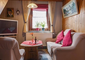 Gorgeous Holiday Home with Balcony, Garden Furniture, Grill