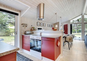 Gorgeous home in Asnæs with kitchen
