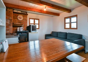 Gorgeous home in Klostar Ivanic