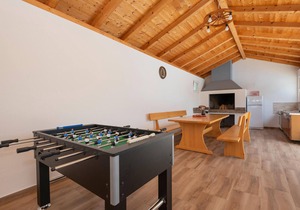 Gorgeous home in Lokvicici with WiFi