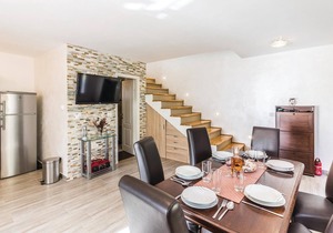 Gorgeous home in Pomer with WiFi