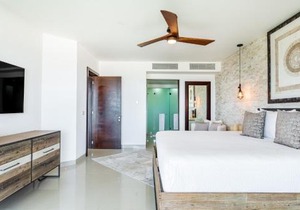 Gorgeous Ocean Front Apartment Casa Shell condo