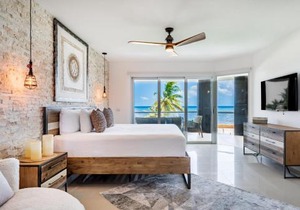Gorgeous Ocean Front Apartment Casa Shell condo